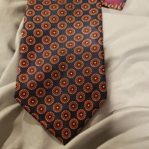 Silk tie